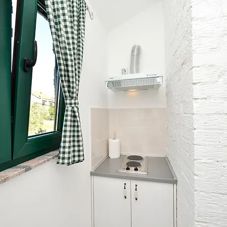 Jakov * ביבינייה