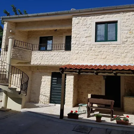 Jakov Vakantiehuis Bibinje