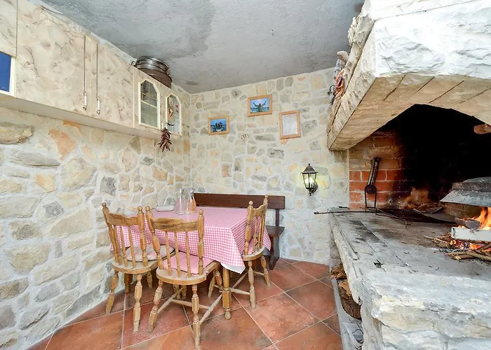 Jakov Bibinje
