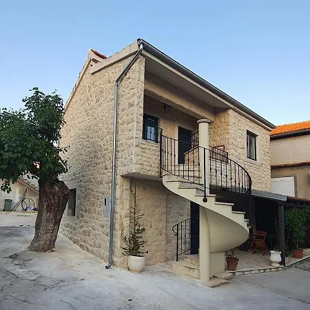 別荘 Jakov ビビニェ