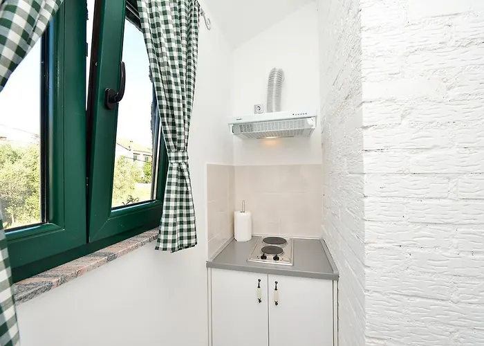 Jakov * ビビニェ